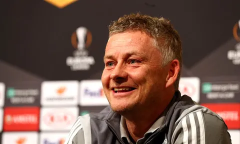 CĐV M.U: "Siêu dự bị, cậu ấy xuất sắc hơn cả Felix và Harry Kane!"