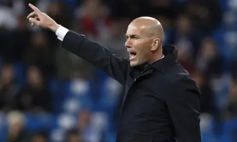 CĐV Real Madrid, chuẩn bị đón "siêu bom tấn" đi là vừa!