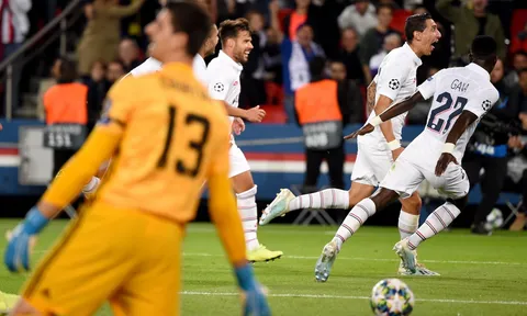 CĐV Real phẫn nộ: "Đã đến lúc cái tên ấy nên rời Madrid"