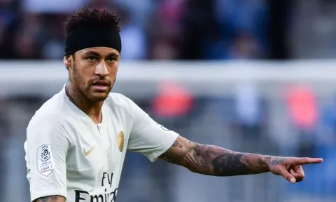 Cha Neymar lý giải phát biểu "troll" PSG của con trai