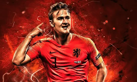 Chấn động! De Ligt gọi điện trực tiếp HLV tương lai, 'bom tấn' đã định đoạt