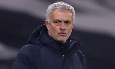 Charlie Austin tiến cử tiền đạo cho Mourinho