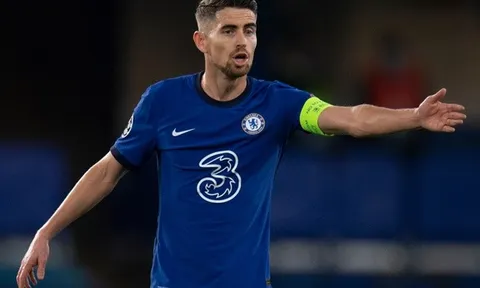 Chelsea cùng Inter trao đổi bất ngờ, 2 'nhạc trưởng' có bến đỗ mới?