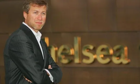 Chelsea đổi đời nhờ Abramovich như thế nào