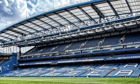 Chelsea bất ngờ mở cửa Stamford Bridge, 'kẻ bị quên lãng' đến tập một mình