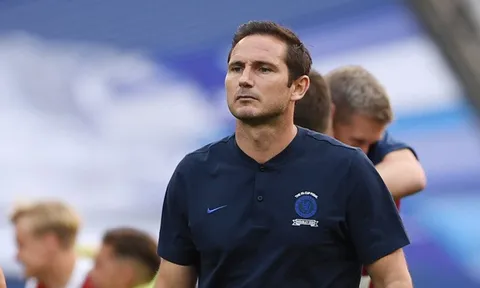“Chelsea thiếu cá tính và không có thủ lĩnh”