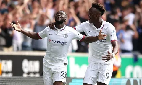 Chelsea và Champions League: Hãy cứ dạo chơi