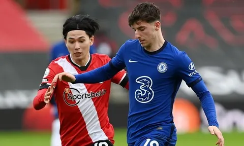 "Chết hụt" trước Southampton, Chelsea đi vào lịch sử Premier League