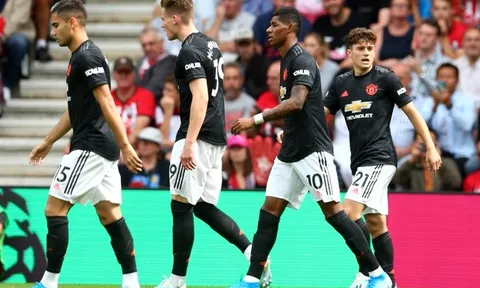 Chỉ 4 trận, tân binh Man Utd san bằng thành tích gần cả mùa trước