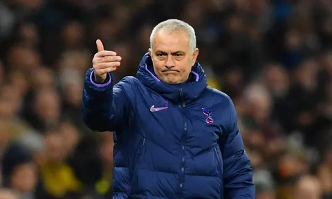 'Chỉ có thể dùng 2 từ để diễn tả tính cách của Jose Mourinho'