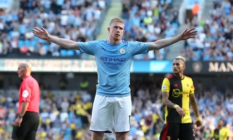Chỉ thêm 1 điều, De Bruyne sẽ cân bằng cả mùa trước của Pogba