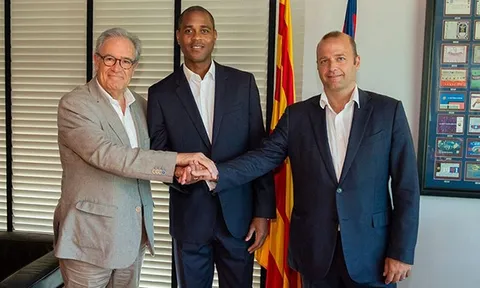 CHÍNH THỨC: Barcelona bổ nhiệm cựu sao nắm giữ vị trí 'gõ đầu trẻ'