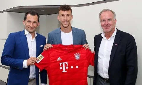 CHÍNH THỨC: Bayern Munich đón tiền đạo "hai chân như một"
