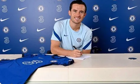 CHÍNH THỨC: Chelsea công bố 'bom tấn' thứ 3 sau Werner và Ziyech