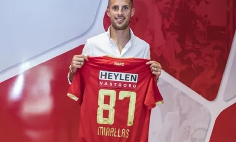 CHÍNH THỨC! Everton nói lời chia tay cựu binh 7 năm cống hiến