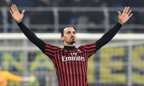 XONG: Ibra chốt tương lai với AC Milan