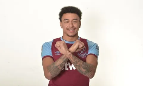 CHÍNH THỨC! Jesse Lingard rạng rỡ ra mắt West Ham