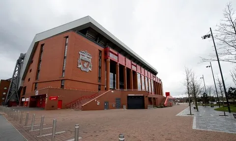 CHÍNH THỨC! Liverpool gửi lời xin lỗi, xin thôi dùng gói hỗ trợ từ chính phủ Anh