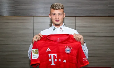 CHÍNH THỨC! 'Mê' hàng Pháp, Bayern mang về tân binh thứ 3 Hè này