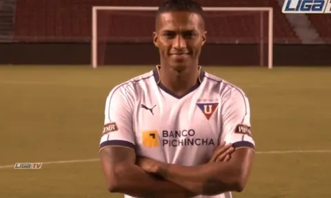 CHÍNH THỨC: Rời Man Utd, Antonio Valencia có bến đỗ bất ngờ