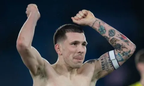 CHÍNH THỨC! Tottenham đón tân binh 20 triệu bảng