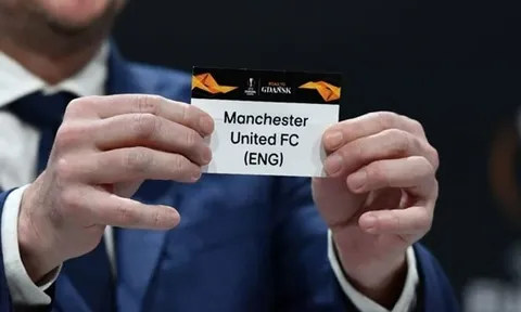 CHÍNH THỨC! UEFA định đoạt số phận trận Real Sociedad - Man Utd