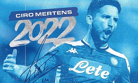 CHÍNH THỨC: "Vua dội bom" chốt tương lai ở Napoli, báo tin buồn cho Chelsea
