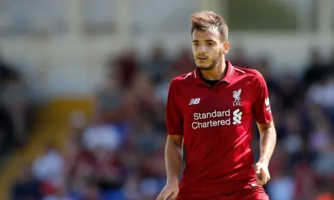 Lặp lại sai lầm của Benitez, Liverpool nguy cơ bị đá bay khỏi League Cup