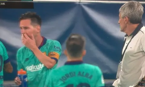 Cho Setien "ra rìa", Messi trực tiếp chỉ đạo chiến thuật