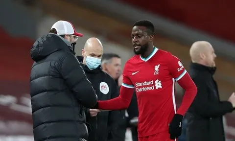CHOÁNG! Origi bỏ lỡ cơ hội khó tin, đẩy Liverpool vào thế khó