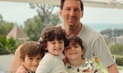 Chống dịch bên gia đình, Messi làm điều không ngờ