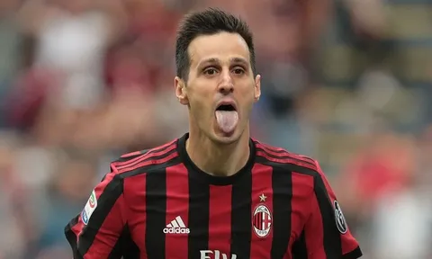 Chốt thỏa thuận, “bom xịt” AC Milan quay trở lại Serie A