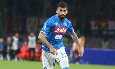 Chốt tương lai sao 20 triệu euro, HLV Napoli lại “đau đầu”