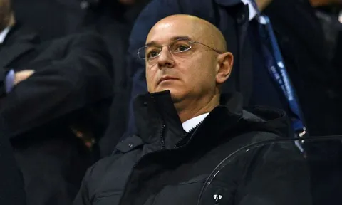 Daniel Levy đã nói gì với Mourinho về ngân sách 'đi chợ' hè 2020?