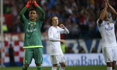 Chưa bán Neymar, PSG sắp sửa có người hùng của Real Madrid