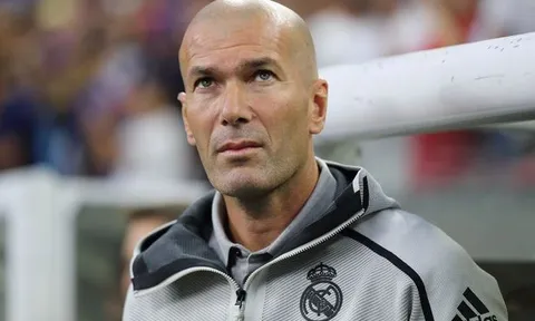 Chưa kịp toả sáng, "sát thủ" đã báo tin dữ về Bernabeu cho Zidane