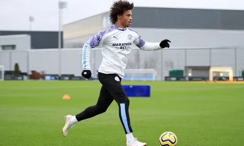 Chưa từ bỏ, Bayern tiến sát "chiếc xe đua F1" của Man City