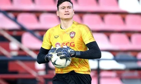 Chuẩn bị sang Nhật, Văn Lâm nhận tối hậu thư từ Muangthong United