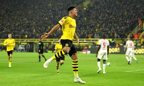 Chuyển nhượng M.U 03/08: Báo giá bom tấn Koulibaly; Coi như xong vụ Sancho?