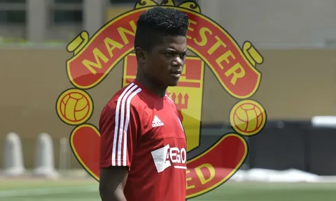 Chuyển nhượng M.U 16/03: Chốt ký "Hazard chân trái"; Cú sốc Solskjaer?