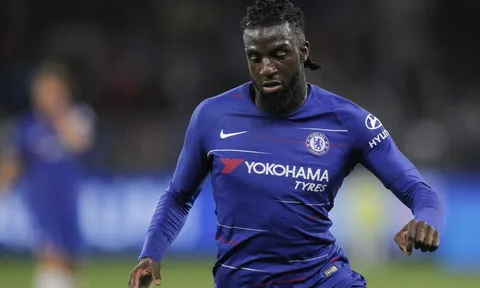 'Monaco muốn hỗ trợ Fabregas bằng một người chạy tốt ở hàng tiền vệ'