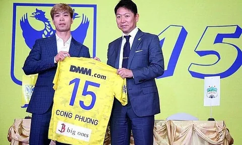 Bầu Đức: "Họ đâu có điên mà mua Công Phượng về dự bị"