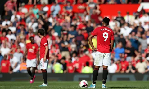 "Có hy vọng cho Man Utd... TTCN vẫn mở! Bán, bán hết đi"