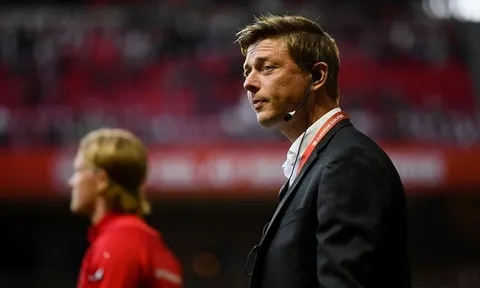 ''Anh ấy phải chơi ở Tottenham''