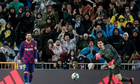 Courtois hồi sinh sau ác mộng mùa đầu tại Real như thế nào?