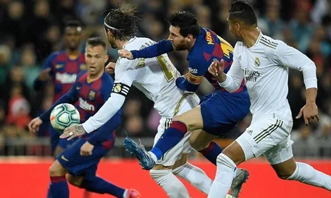 Triều đại Setien lung lay, Barca thay cả ghế HLV và ghế GĐTT?