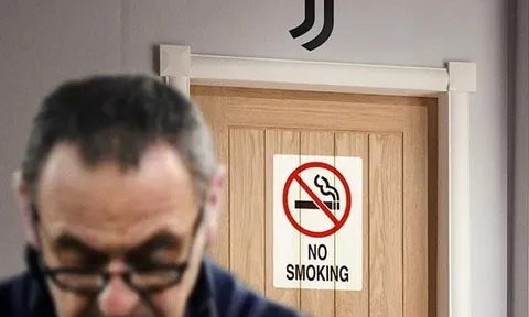 Cười té ghế với loạt ảnh chế Pirlo thay thế Sarri
