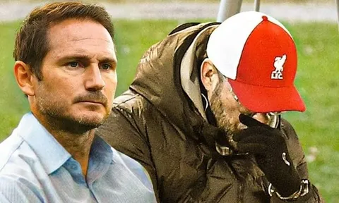 Cười té khói với loạt ảnh chế vòng 23 Premier League