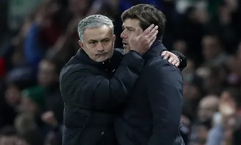 Cựu sao Tottenham chỉ ra điều mà Jose Mourinho còn kém Pochettino