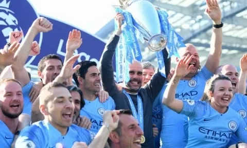 Cựu thần chỉ điểm, Pep và Man City sẽ vô địch nếu có một "vũ khí"